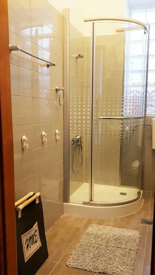 Apartman Kyra プーラ エクステリア 写真